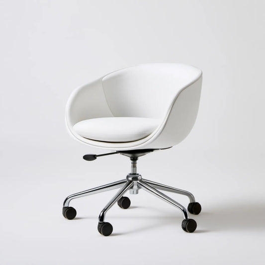 Biały fotel obrotowy z ekoskóry PU, chromowana podstawa, 63 x 63 x 85–95 cm